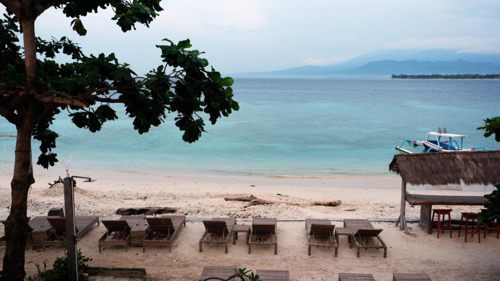 Gili Meno Mojo Beach Resort Kültér fotó