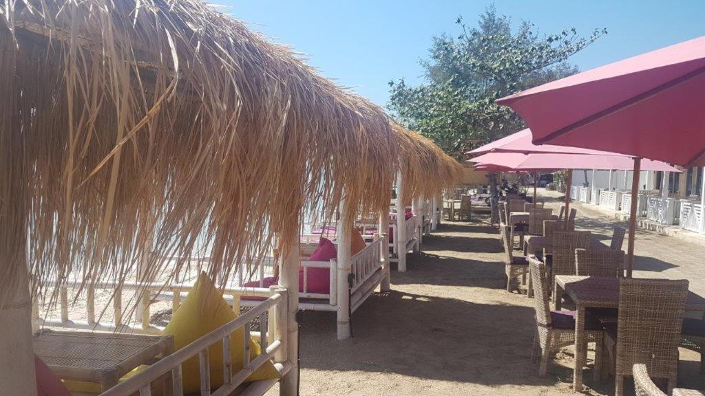 Gili Meno Mojo Beach Resort Kültér fotó